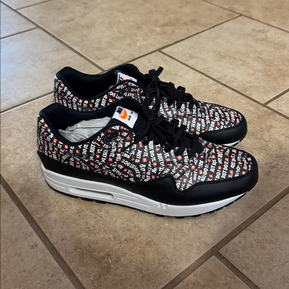 Nike Airmax 1 Premium main image 5